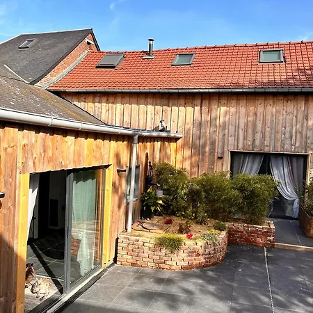 Maison d'hôtes La Grange Aux Hirondelles - Ch'ti 3*